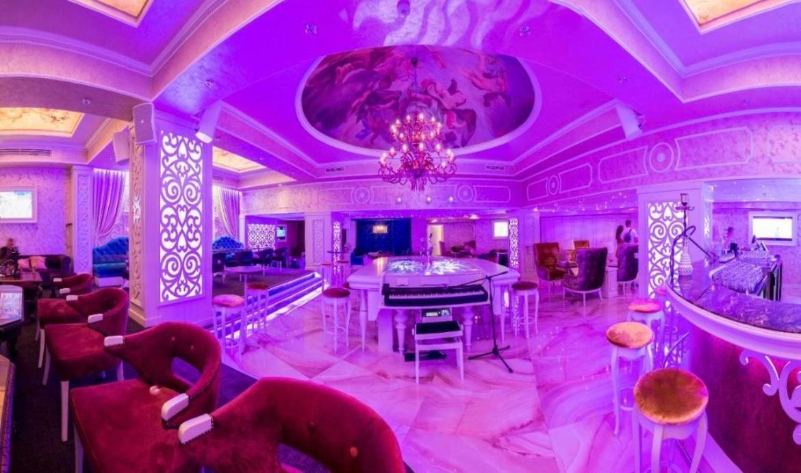 فيلا Rich House فيلينغراد المظهر الخارجي الصورة