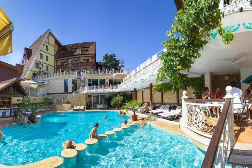 فيلا Rich House فيلينغراد المظهر الخارجي الصورة