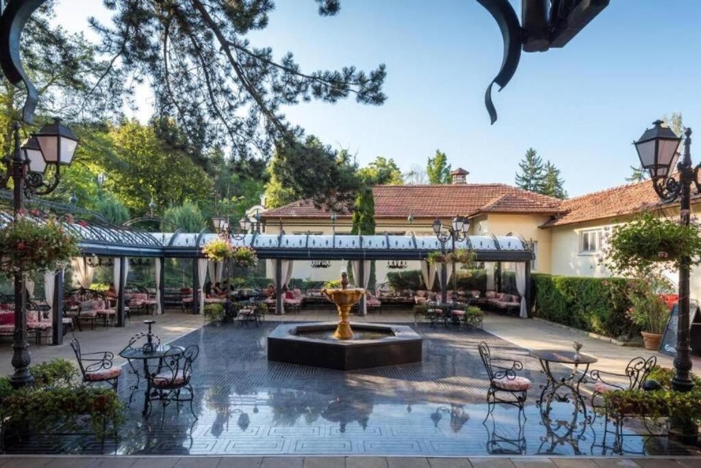 فيلا Rich House فيلينغراد المظهر الخارجي الصورة